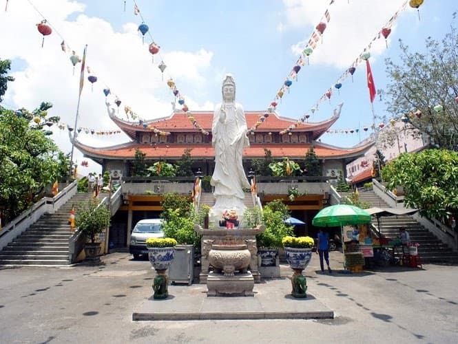 Tour Bắc Ninh chùa Vĩnh Nghiêm - Suối Mỡ - đền Đô 1 ngày